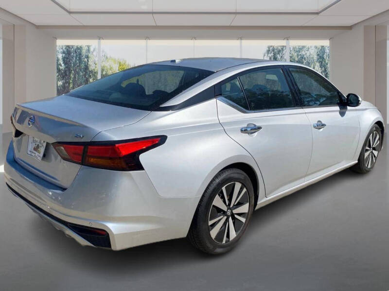 2020 Nissan Altima 2.5 SV