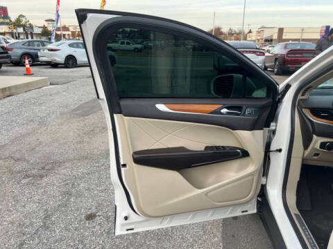 2019 Lincoln MKC Select