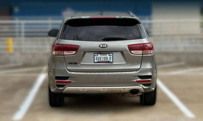 2016 Kia Sorento SX Limited V6