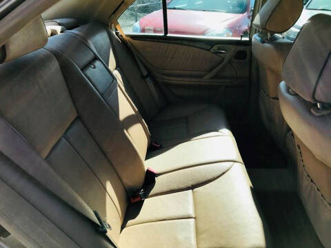 2000 Mercedes-Benz E-Class E 320