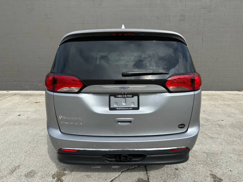 2020 Chrysler Pacifica Launch Edition