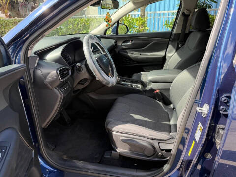 2020 Hyundai Santa Fe SE