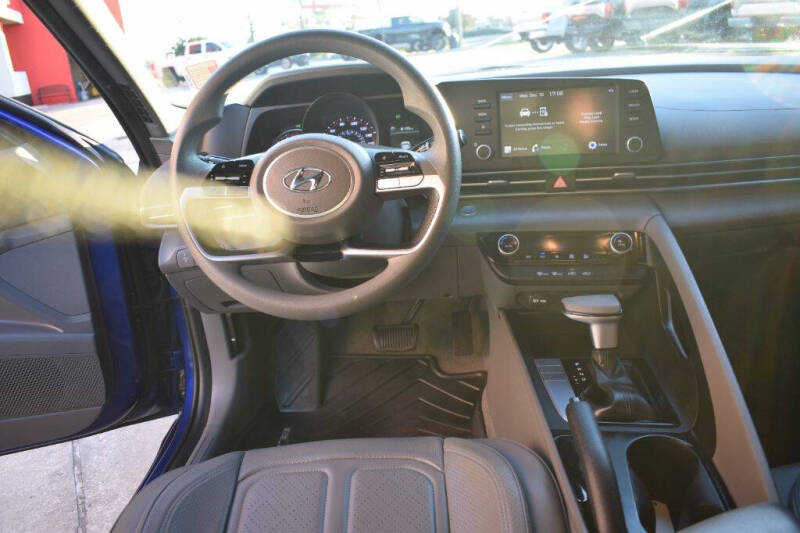 2023 Hyundai Elantra