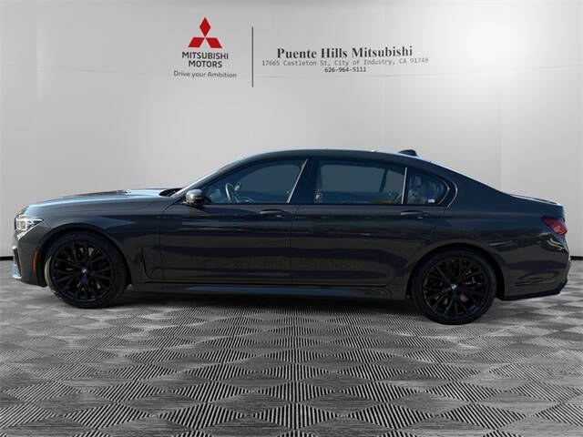 2022 BMW 7 Series 740i