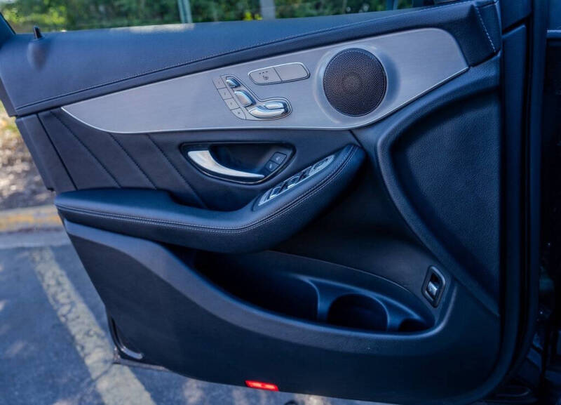 2022 Mercedes-Benz GLC GLC 300 4MATIC