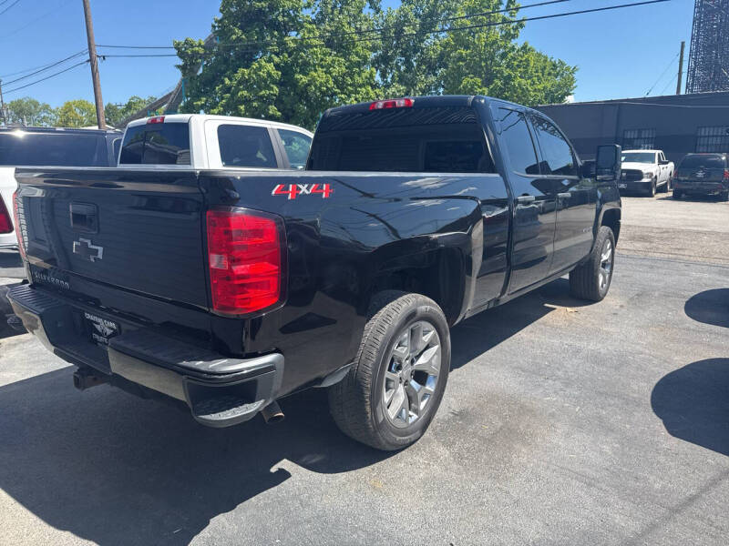 2018 Chevrolet Silverado 1500 Custom