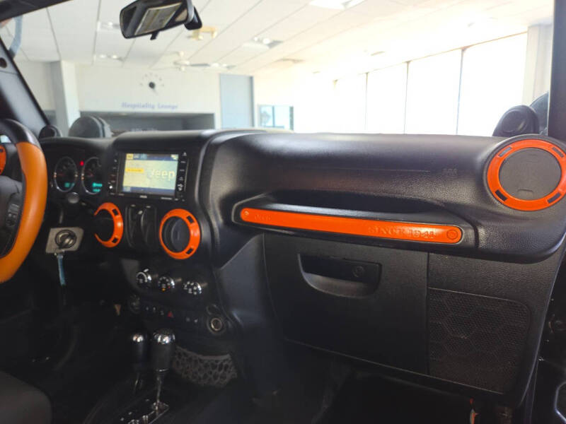 2012 Jeep Wrangler Sahara