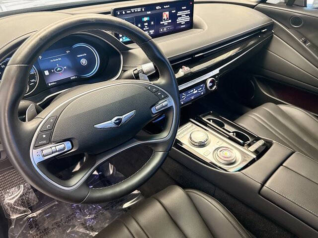 2023 Genesis G80