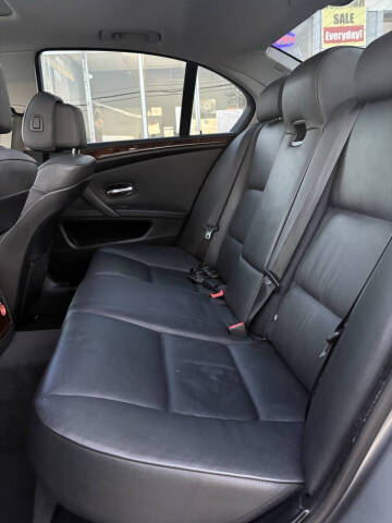 2008 BMW 5 Series 528xi