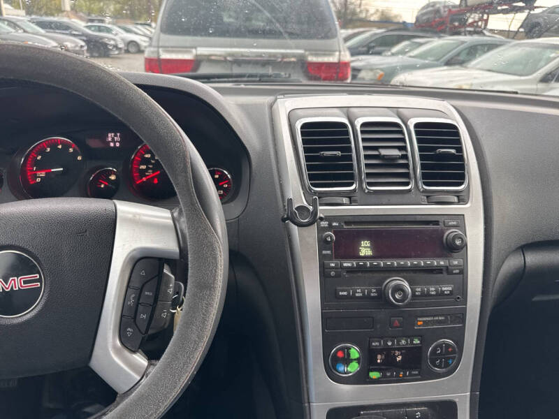 2011 GMC Acadia SLE