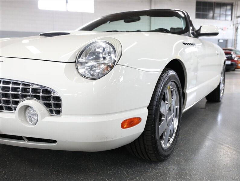 2002 Ford Thunderbird Deluxe