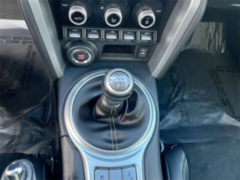 2017 Subaru BRZ Series.Yellow