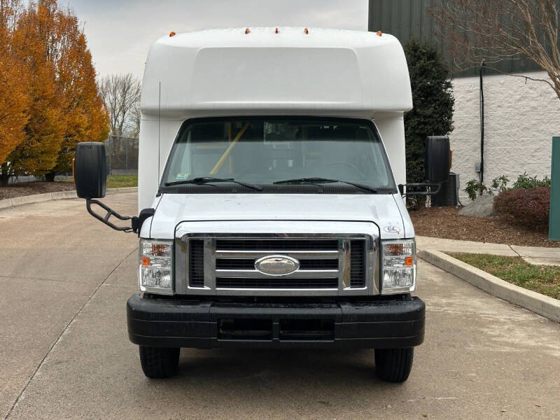 2014 Ford E-Series E-350 SD
