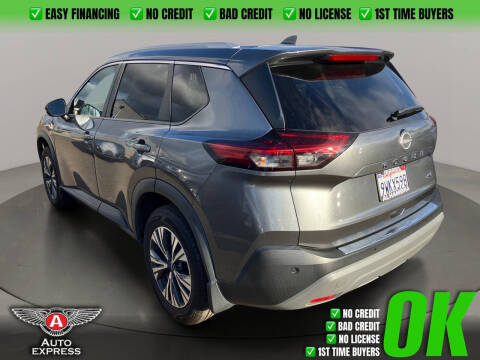 2022 Nissan Rogue SV