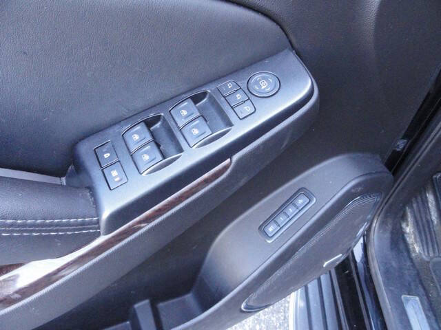 2017 GMC Yukon XL SLT