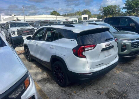 2023 GMC Terrain SLT