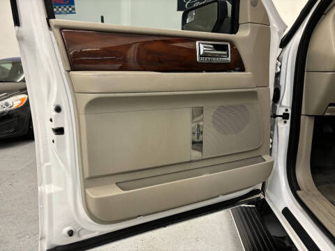 2012 Lincoln Navigator