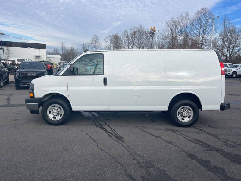 2024 Chevrolet Express 2500