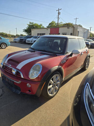 2002 MINI Cooper for sale at ADVANTAGE AUTO SALES in Enid OK