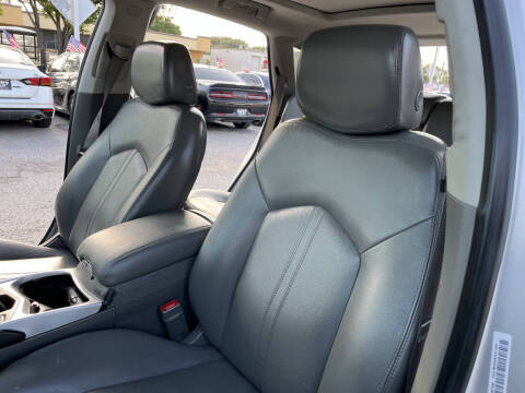 2012 Cadillac SRX Luxury Collection