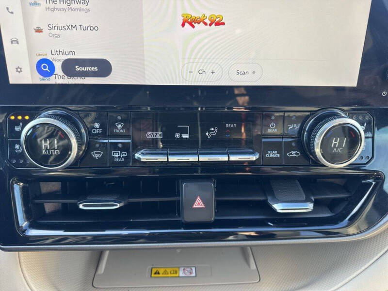 2023 Toyota Highlander Hybrid Limited