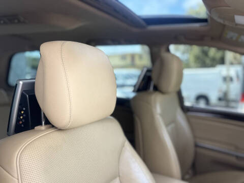 2010 Mercedes-Benz GL-Class GL 550 4MATIC