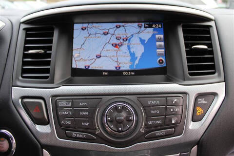 2019 Nissan Pathfinder SL