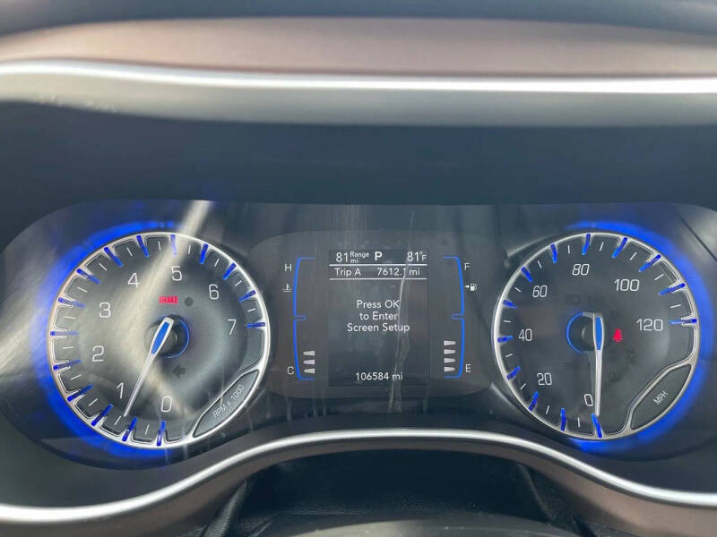 2020 Chrysler Voyager LXi