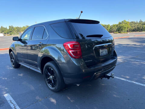 2017 Chevrolet Equinox LS