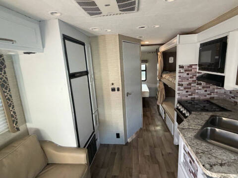 2019 Ford E-Series E-450 SD