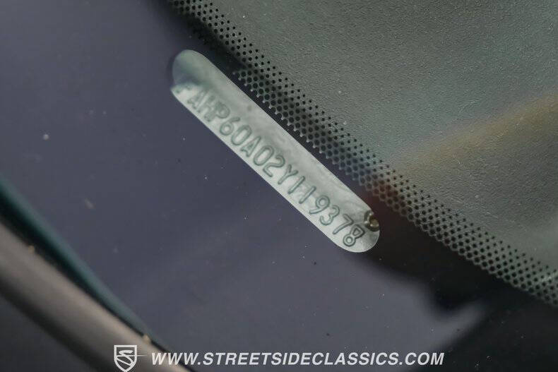 2002 Ford Thunderbird Deluxe