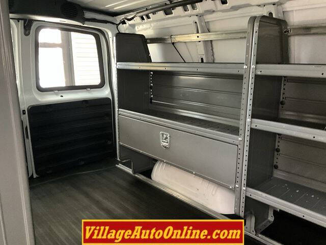 2019 Chevrolet Express 2500