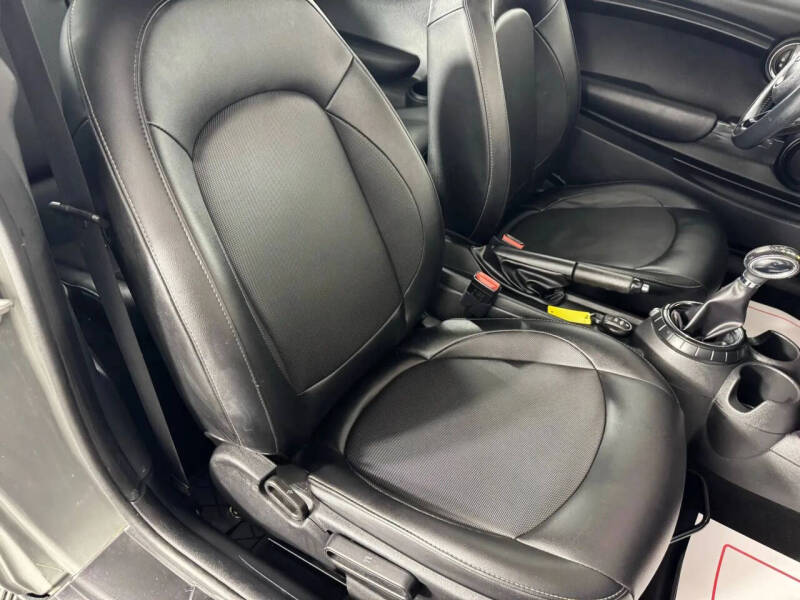 2016 MINI Hardtop 2 Door Cooper