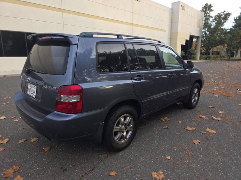 2005 Toyota Highlander Limited
