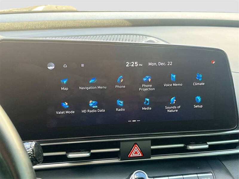 2022 Hyundai Elantra