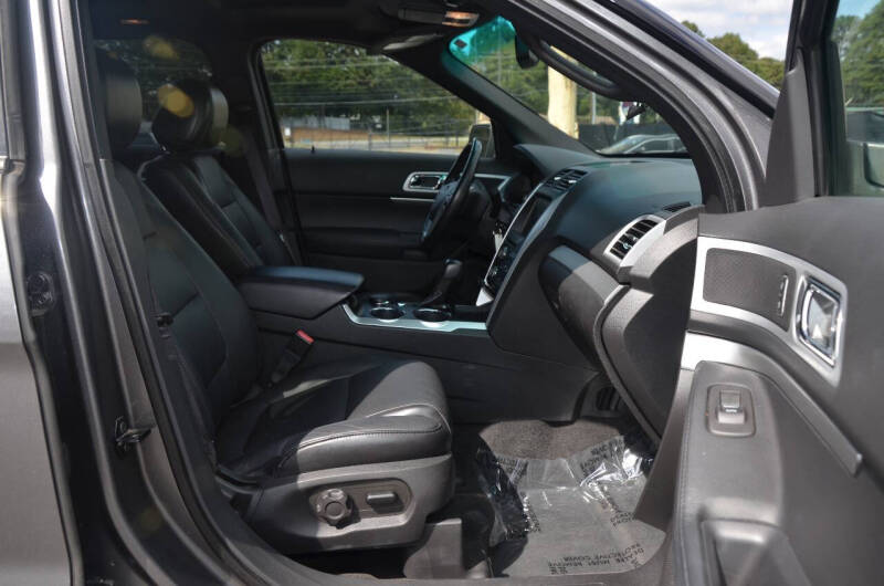 2011 Ford Explorer XLT