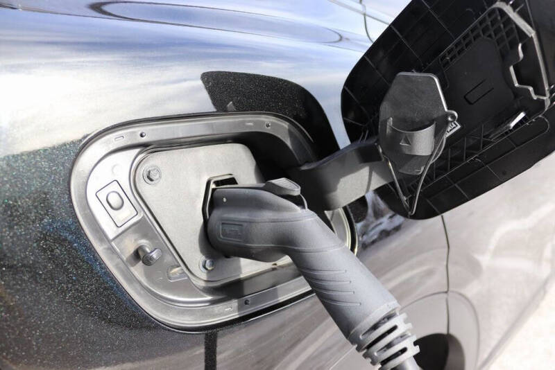 2025 Kia Sportage Plug-In Hybrid X-Line Prestige