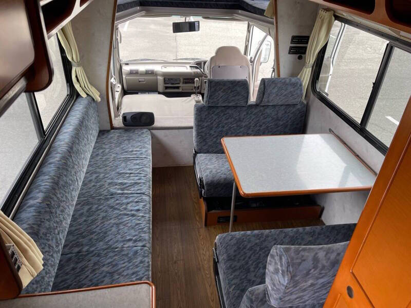 1997 Isuzu Elf Camper