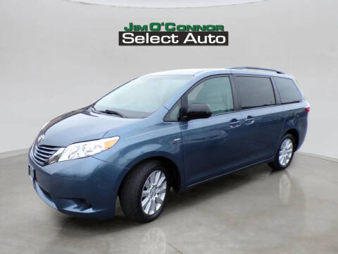 2017 Toyota Sienna LE 7-Passenger