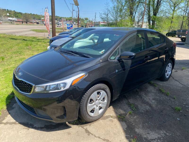 2017 Kia Forte for sale at BEST AUTO SALES in Russellville AR