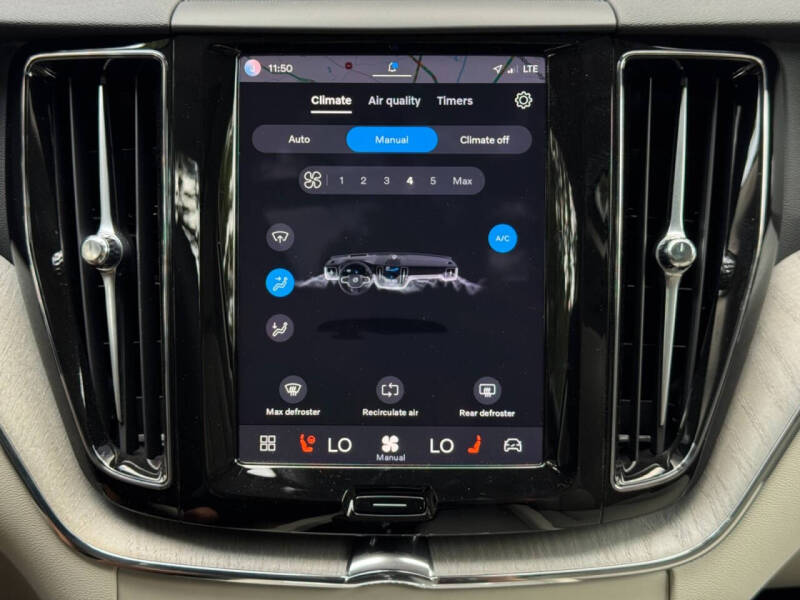 2025 Volvo XC60 T8 Plus Dark Theme