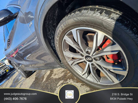 2017 Infiniti QX30 Premium