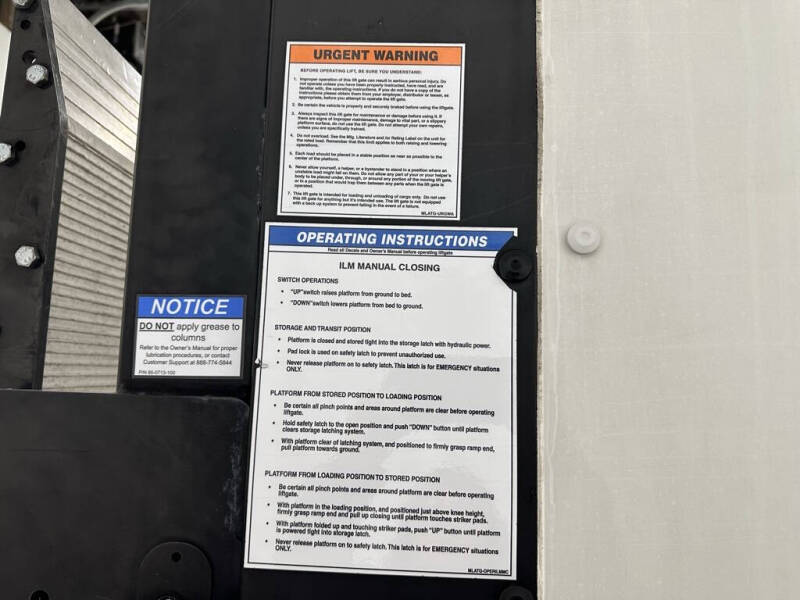 2022 Chevrolet Express 3500