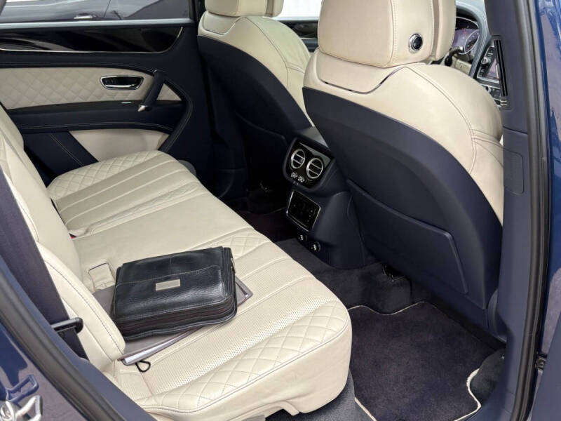2019 Bentley Bentayga V8