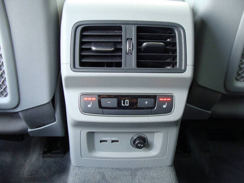 2020 Audi Q5 quattro Premium Plus 45 TFSI