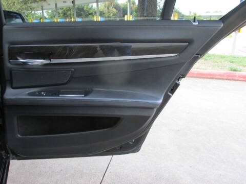 2015 BMW 7 Series 740i