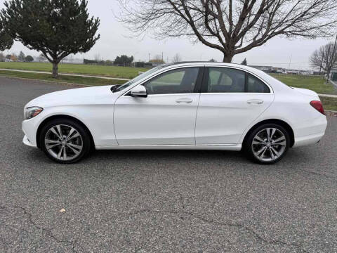 2016 Mercedes-Benz C-Class