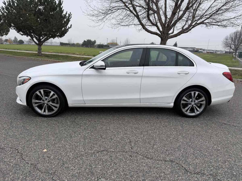 2016 Mercedes-Benz C-Class