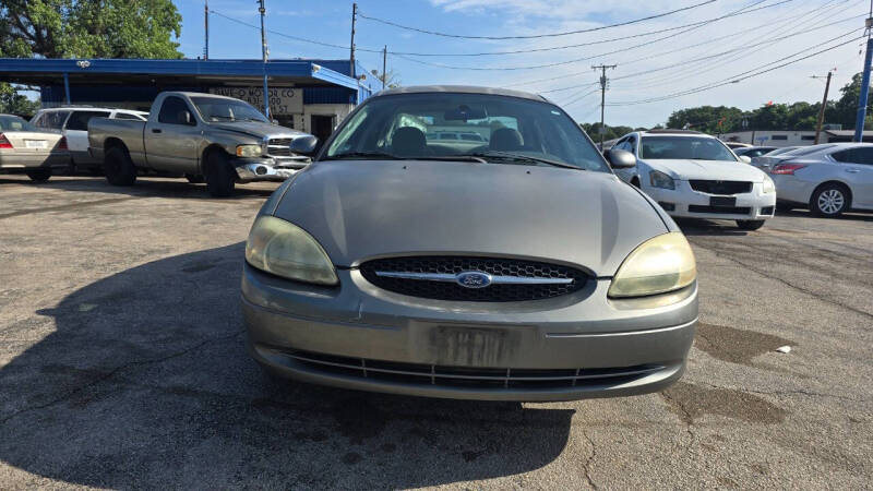 2003 Ford Taurus SES