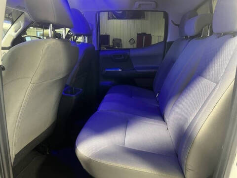 2020 Toyota Tacoma SR5 V6